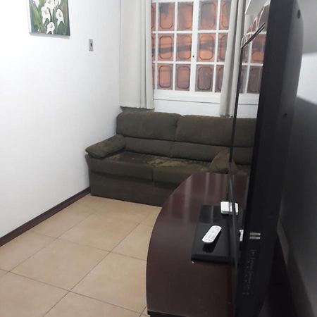 Apartamentos Por Diaria Av Domingos De Almeida ペロタス エクステリア 写真