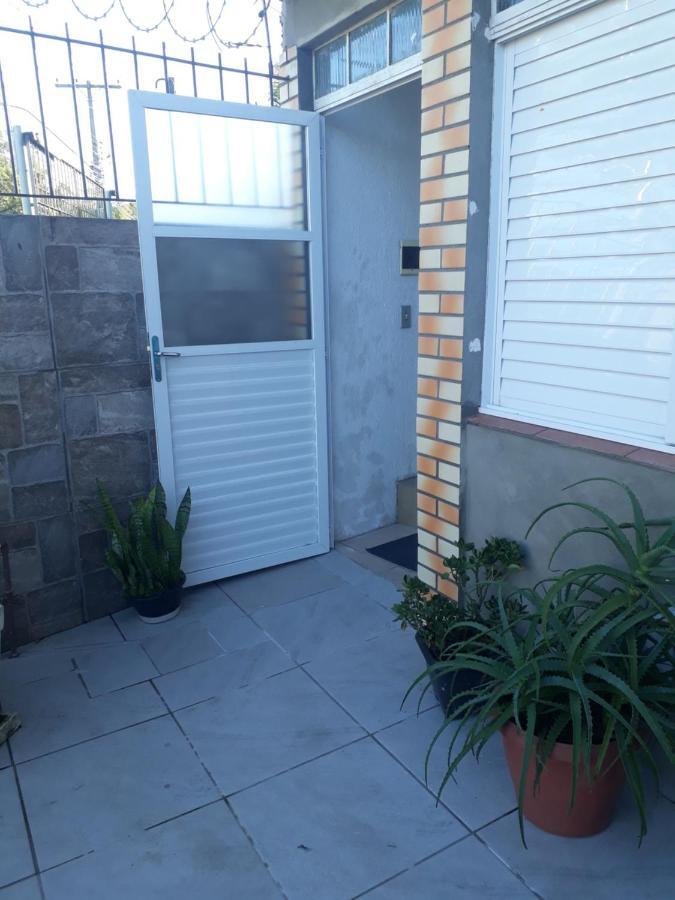 Apartamentos Por Diaria Av Domingos De Almeida ペロタス エクステリア 写真