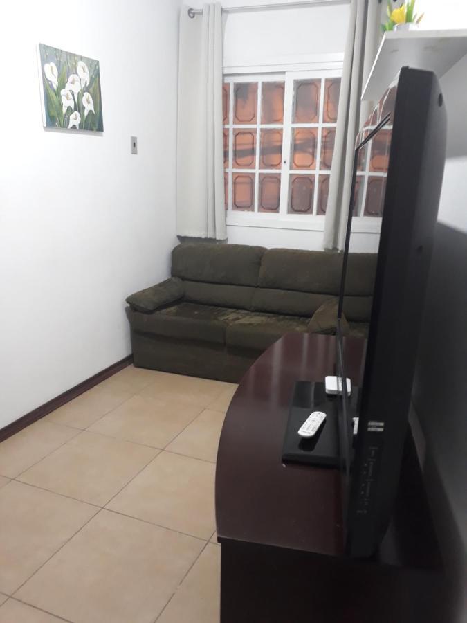 Apartamentos Por Diaria Av Domingos De Almeida ペロタス エクステリア 写真