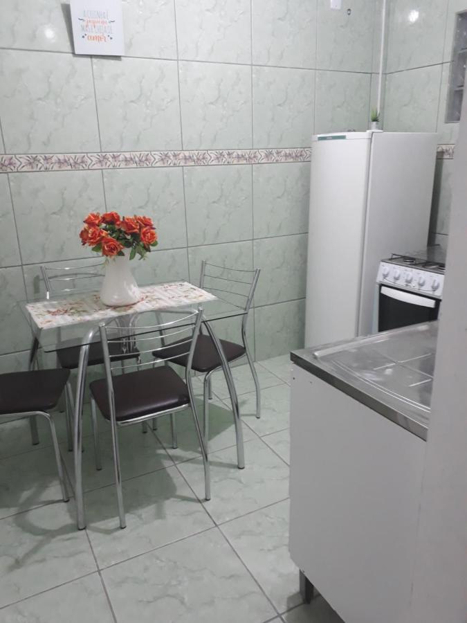 Apartamentos Por Diaria Av Domingos De Almeida ペロタス エクステリア 写真